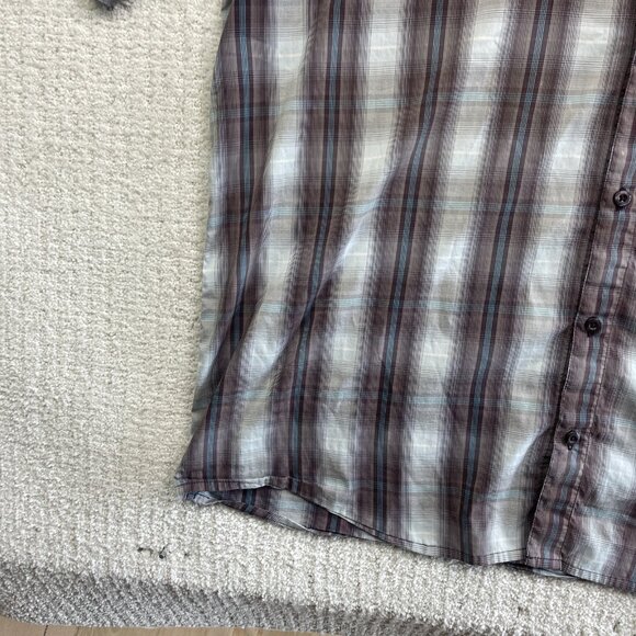 ARC’TERYX Brohm Shirt Men Blue / Burgundy Plaid Short Sleeve Button Up XL READ** - Picture 6 of 16